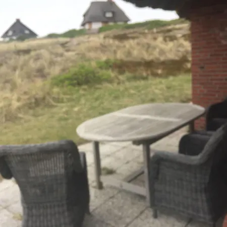 Meerblickhaus-hoppe-mit-panoramabank-auf-sylt Casa de Férias