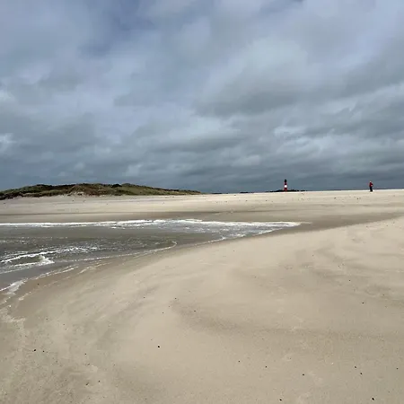 Meerblickhaus-hoppe-mit-panoramabank-auf-sylt